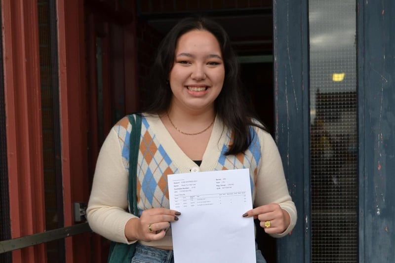Reah Lee is excited to begin her  Psychology degree at QUB following A-Level success - Reah achieved an A in Art and two Bs in Health and Social Care and Psychology