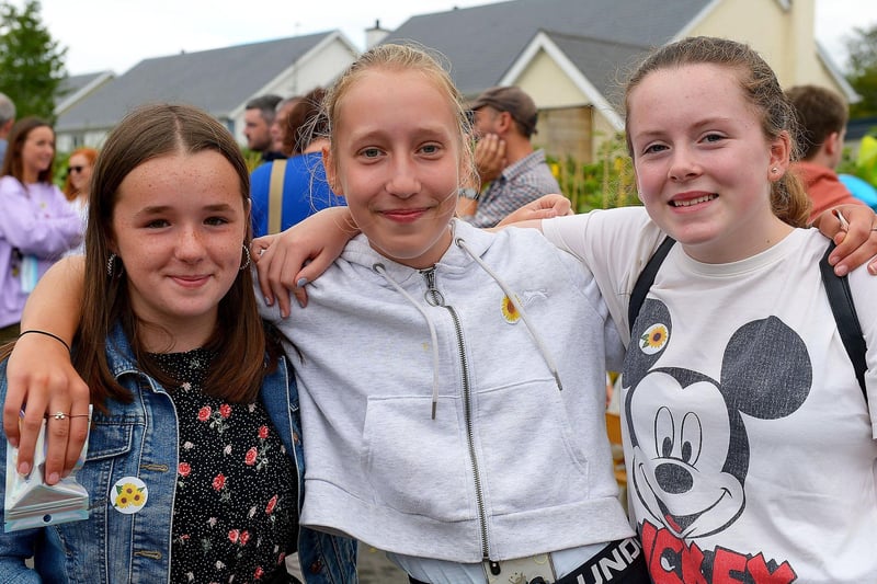 Mates Megan, Emma and Eden were at the Family HOPE Day held at the Mullan HOPE Centre in Moville, on Sunday afternoon last. Photos: George Sweeney. DER2134GS – 002