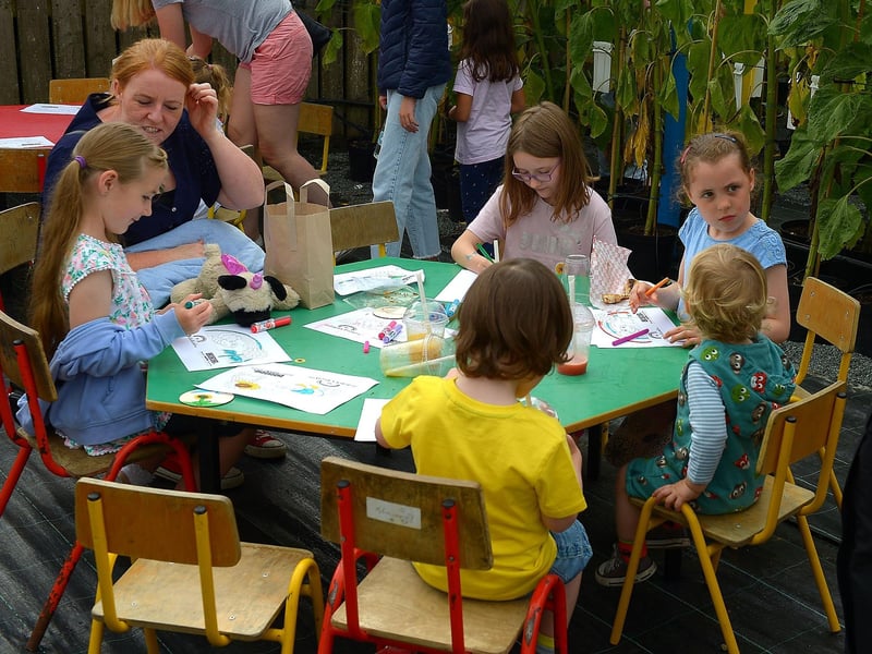 Children enjoy activities at the Family HOPE Day held at the Mullan HOPE Centre in Moville, on Sunday afternoon last. DER2134GS – 005