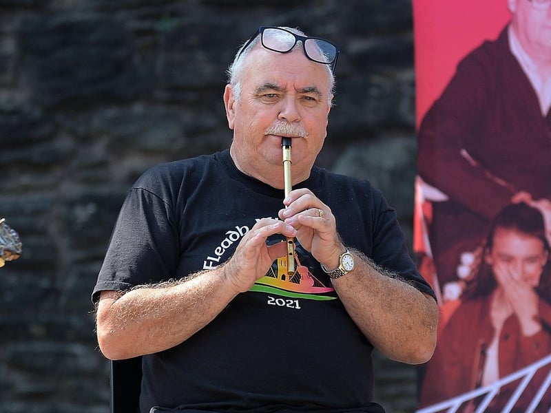 Traditional musician and Baile na gCailleach chair Brendan Molloy performs at the Fleadh Mhór Dhoíre taster in Guildhall Square yesterday afternoon. Photo: George Sweeney. DER2134GS 027