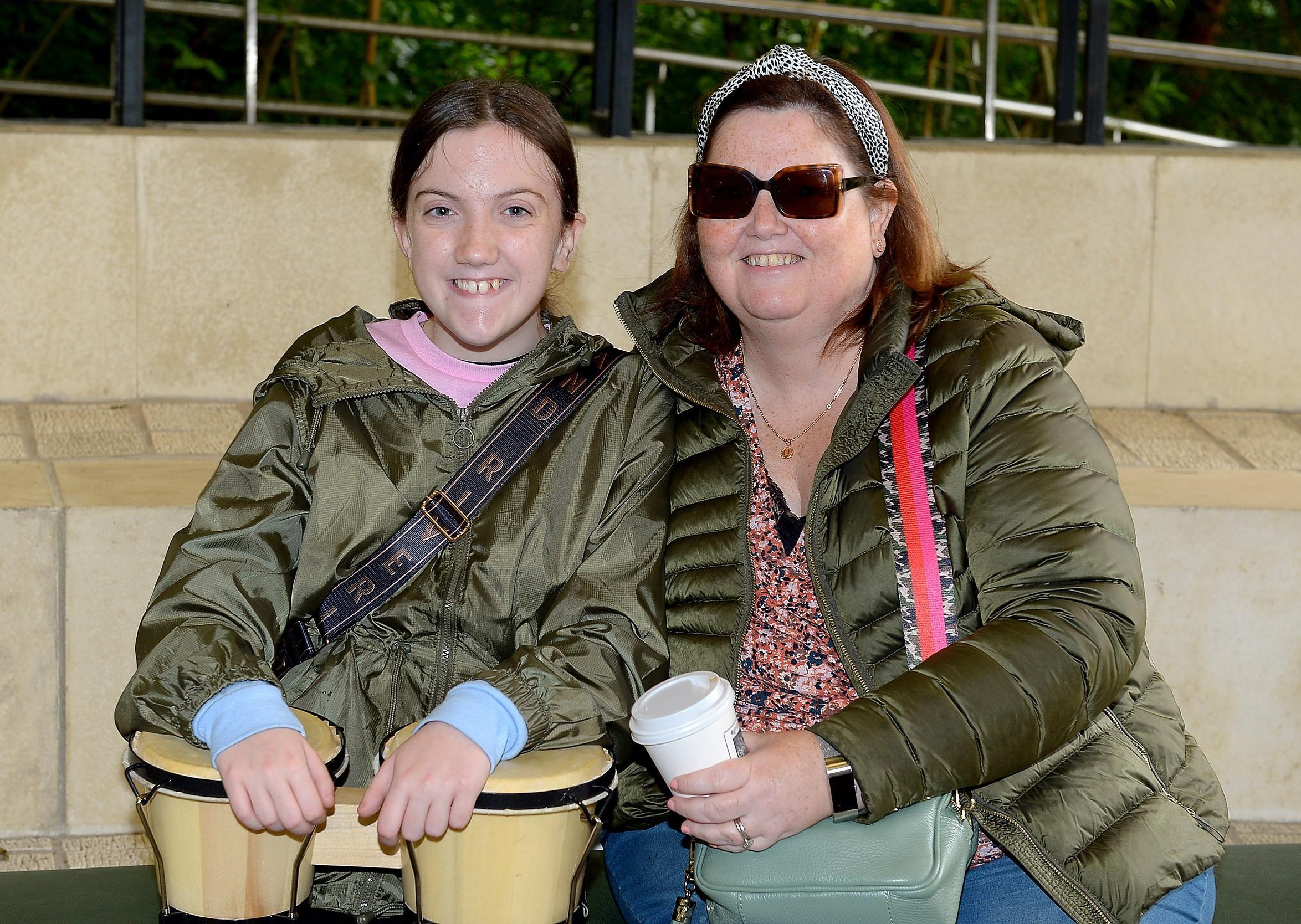 Una and Maeve Coyle pictured at the recent Circle of Support Fun Day held in the Playtrail. DER2133GS – 012