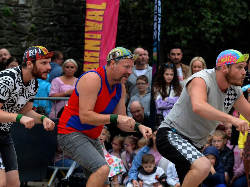 Members of the Belfast based Cycle Circus performing during the Carnival of Colours festival last weekend. Photo: George Sweeney / Derry Journal. DER2136GS – 044