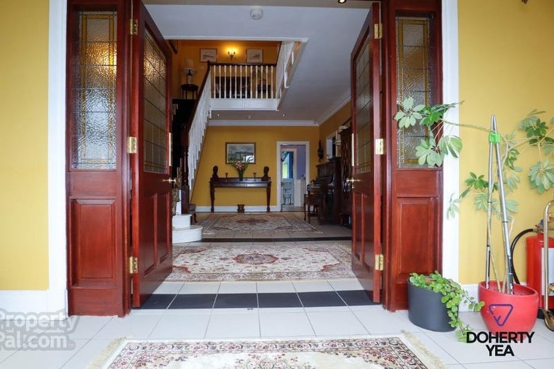 Entrance to the foyer.