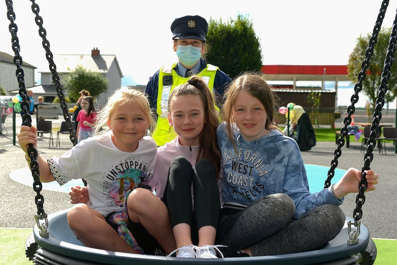 Garda Catherine Callaghan, Darcy, Riona and Jessica pictured at the newly opened Killea Community Park on Saturday afternoon last.  Photo: George Sweeney.  DER2136GS – 128