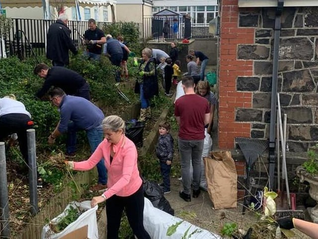 Many hands make light work at St Patrick's PS