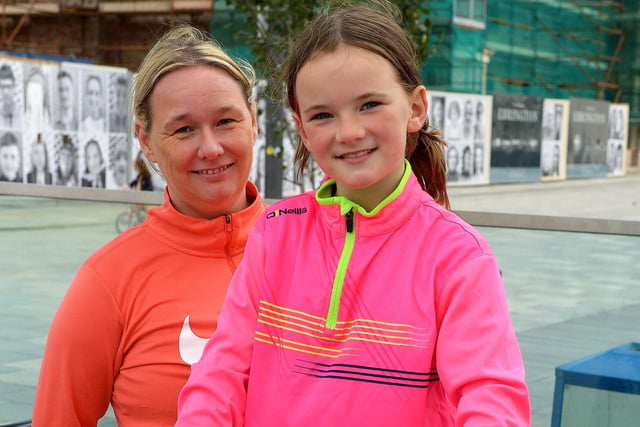 Lynette McKinney and her daughter Leah took part in the Danny Quigley Charity Spinathon held at Ebrington Square on Saturday afternoon last. Photo: George Sweeney.  DER2138GS – 057