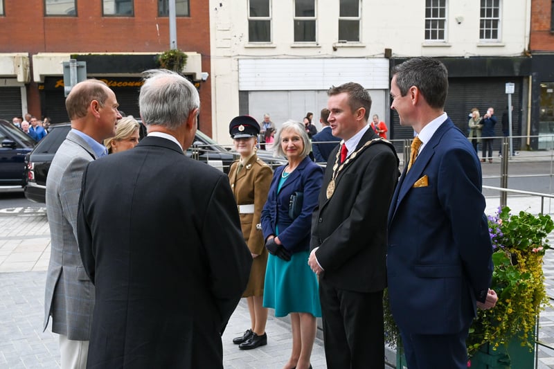 Mayor Martin welcomes the Earl and Countess of Wessex to
the Irish Linen Centre and Lisburn Museum.  He is joined by the Lord Lieutenant of County Antrim, Mr David McCorkell; Mrs McCorkell; David Burns, Chief Executive and the Lord Lieutenant's Cadet.