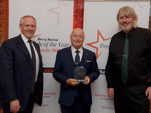Emergency Services Hero of the Year Alwyn John Griffin Warnock pictured with Paul McLean from Principal Sponsor BetMcLean and William Allen, Senior Editor, North West, JPIMedia. Photo: George Sweeney. DER2139GS – 055