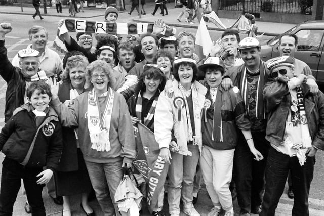 1989... Derry City FC fans who travelled to Dublin for the FAI Cup Final against Cork City.