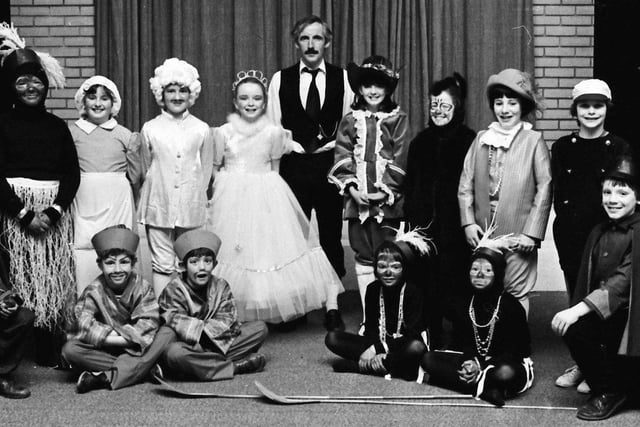1983... Principals in the Carnhill PS Christmas show, "Dick Whittington".