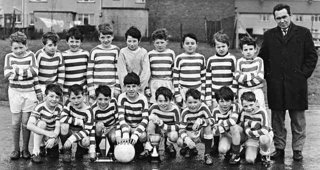 1971... The Derry Rovers U-11 team, winners of the Oakland Park League title.