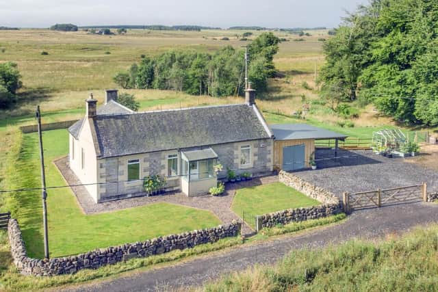 The cottage enjoys a secluded rural setting.