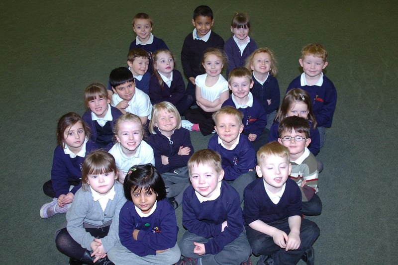 Who do you recognise in this 2009 photo showing new starters at Lynnfield Primary School?