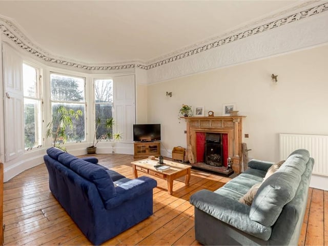 Drawing room.