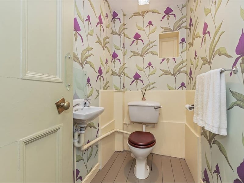 WC.