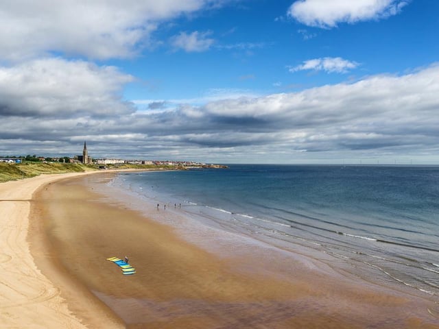Average customer rating: 81 per cent. Beach rating: 5/5. Peace and quiet rating: 4/5
