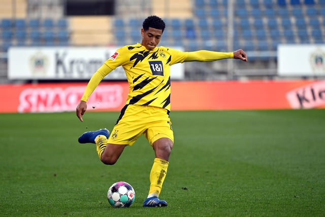 Borussia Dortmund star Jude Bellingham, formerly of Birmingham City, has revealed he snubbed Man Utd to move to the Bundesliga as he had already been fully convinced to join, and had no interest in moving elsewhere. (Guardian)