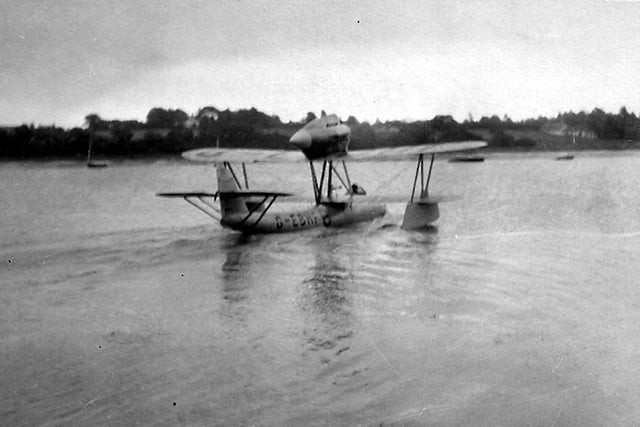 Plane mishaps at Gosport and an entry in the 1923 Schneider Trophy.