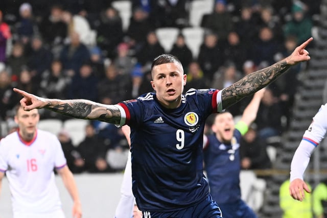 Livingston manager David Martindale has tipped QPR's Lyndon Dykes to earn himself a move to the Premier League, claiming 'one of the top six managers in the world really, really likes him' and also that 'a lot of big managers' are looking at the Scotland international. The 26-year-old has scored five goals in the Championship this season. (Daily Record)