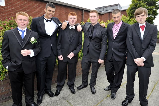 Michael Nixon, Connor Little, Jamie Baxter, Harry Hume, Aaron Carruthers and Matthew Gower all looking smart.