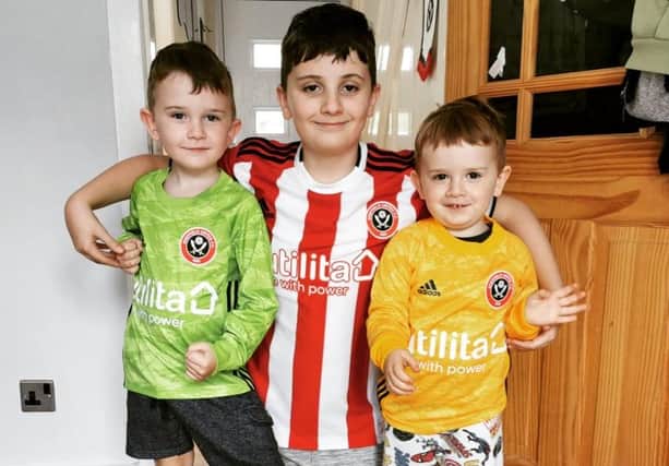 12 Sheffield United Kids in Kits pictures.