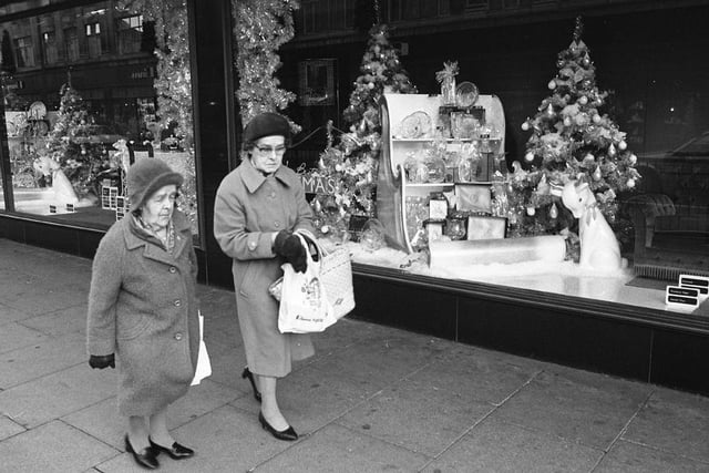 The Binns Christmas Window display in Sunderland in November 1984 . Does this bring back happy memories?