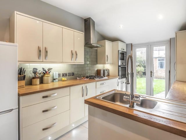 This 5-bedroom terraced house is up for offers from £375,000. View it here: https://bit.ly/2WyZy01