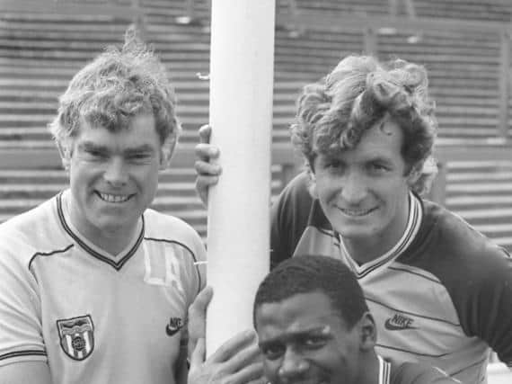Former Sheffield Wednesday boss Len Ashurst poses with new signings Roger Wylde, Gary Bennett and Clive Walker.