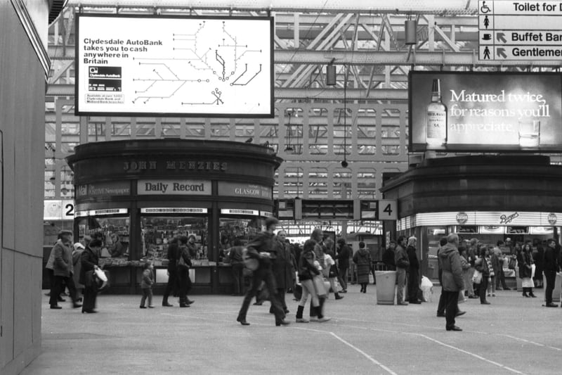 The Victorian kiosk at Glasgow Central Station was due to be moved to make way for the electronic departures/arrivals board in January 1985.