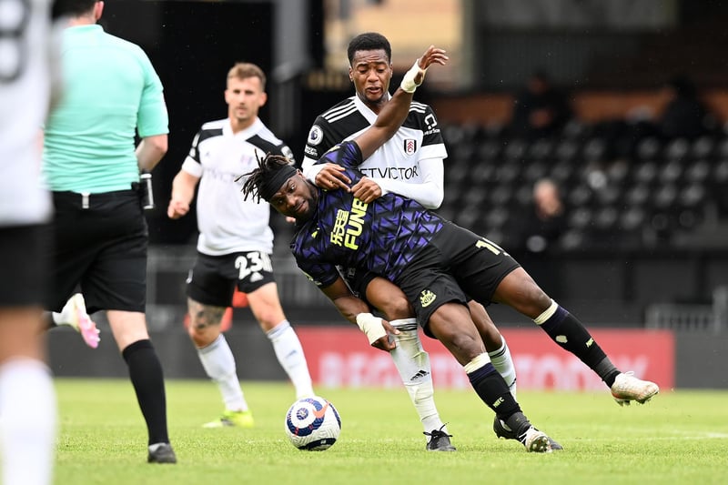 Southampton are reportedly looking to snap up Fulham’s Tosin Adarabioyo this summer. Arsenal and Newcastle United have also been linked with a move for the defender. (The Express)