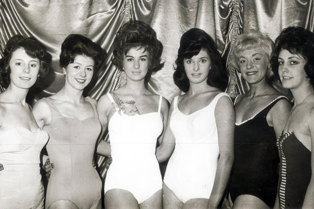Miss Sheffield Rose Queen, Heather Gelder, in 1960 with contestant and friend Marti Caine (right)