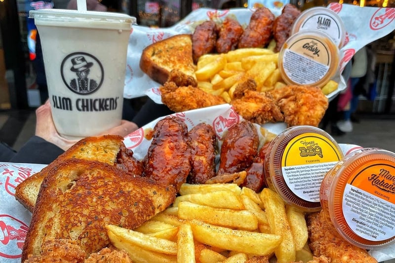 ⭐ Slim Chickens has a 4.5 rating on Google Reviews from 251 reviews and was handed five stars by the Food Standards Agency in May 2023. 📝 US southern fried chicken chain. Slims offers family seating, tables, booths and large platters served in less than 10 minutes. 💬 “Can’t say a bad word about this place. Everything about the food is great. Perfect portion sizes. There are so many different choices of sauce.”