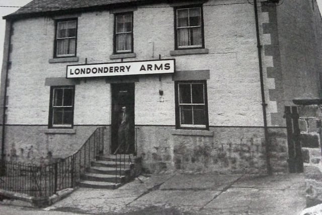 The Londonderry Arms which stood in the middle of Shiney Row but was eventually demolished. Photo: Ron Lawson.