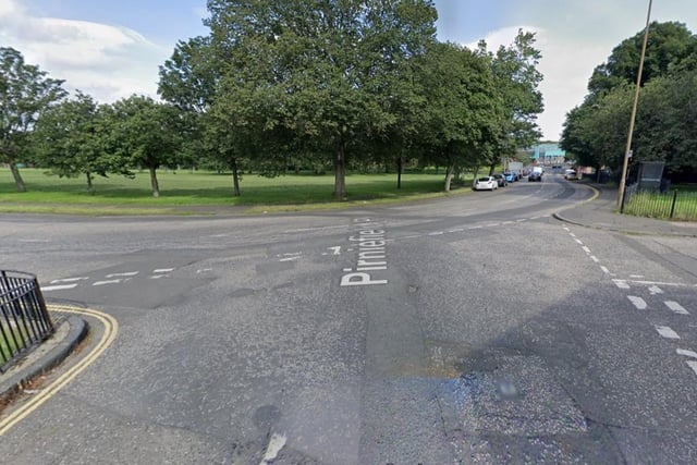 Two-way temporary traffic lights at Seafield Place