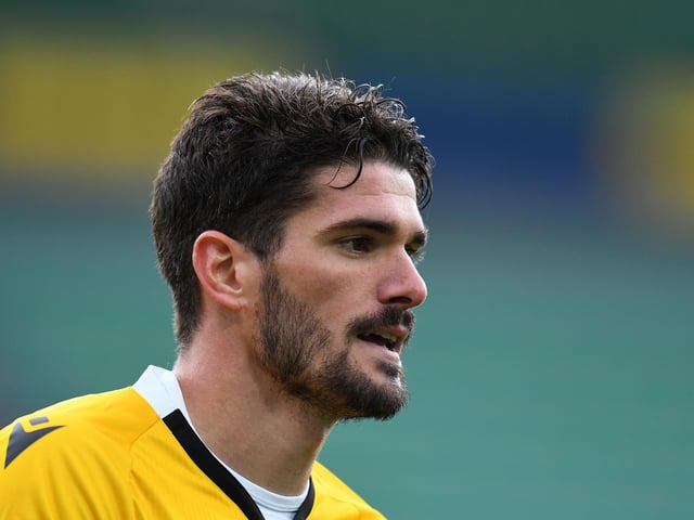 Udinese have told Leeds United that they will only accept an offer of £40m for midfield star Rodrigo De Paul, which looks like it could price the Whites out of a move. Time will tell on this one.