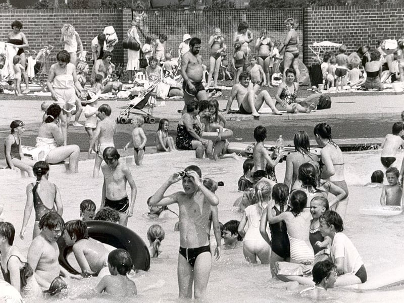 A packed splash pool - next to the main Lido - in June 1986