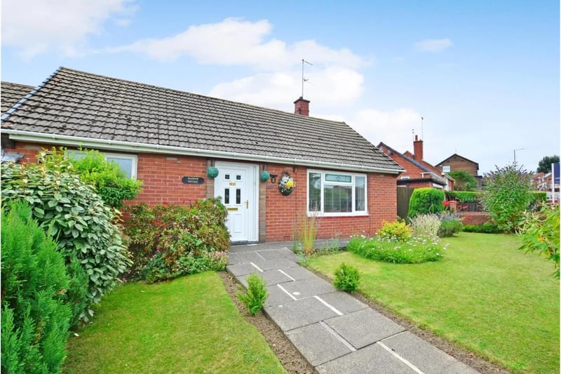 This two bed bungalow has had 610 views over the last 30 days. It is located on Rotherfield Road and is on the market with Peter Heron for £139,950.