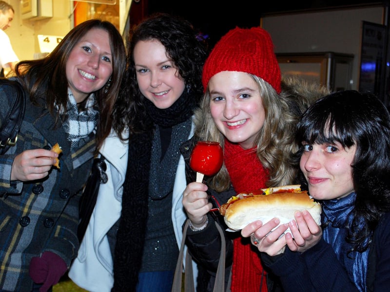 After Dark at Don Valley Bowl... Rebecca Johnson, Carly Pollard, Alicia Baldonedo and Estela Diaz enjoying the snacks (November 5, 2009)