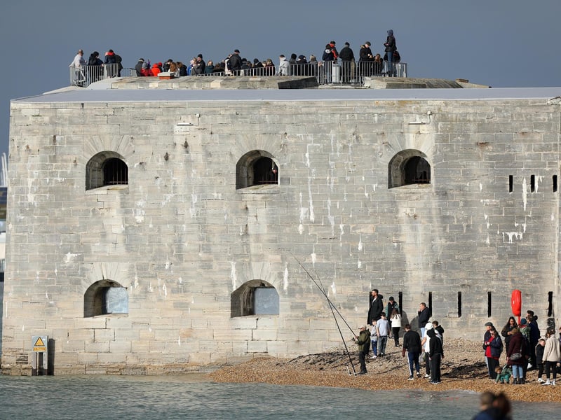 At the entrance to Portsmouth Harbour lies Round Tower. Contributing to the city’s naval history and heritage, the fortified structure offers stunning views of the city by the sea. Once in a while, I climb up the stairs, and let the wind play with my hair at this spot. 