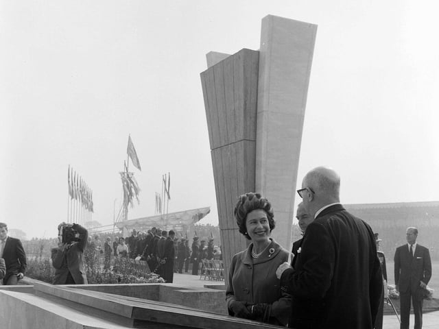 The Queen officially opens the Forth Road Bridge on September 4, 1964.