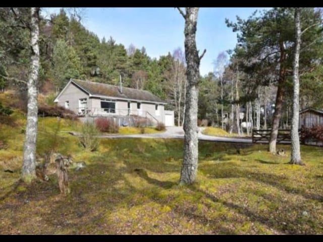This cosy home is surrounded by native pine woodland and found in the pretty village known as Boat of Garten. Its Siberian Larch cladding gives it a wonderfully rustic charm, however the inside is immaculately decorated and boasts a modern interior.
450,000 GBP
