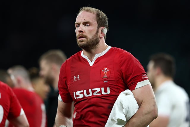 Wales captain Alun Wyn Jones has been made an OBE for services to rugby union.