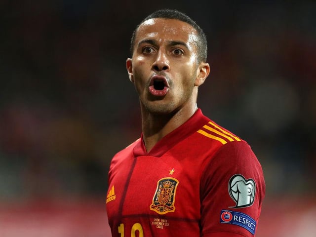 Liverpool will open talks with Bayern Munich over the transfer of Thiago Alcantara next week. While personal terms have been agreed with the midfielder, there will likely be lengthy negotiations over the fee. Meanwhile, Georginio Wijnaldum is set to put contract talks on hold with possible Barcelona interest. (Various)