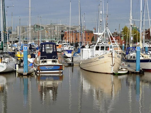 727 confirmed cases in the City of Kingston upon Hull at a rate of 278.9.