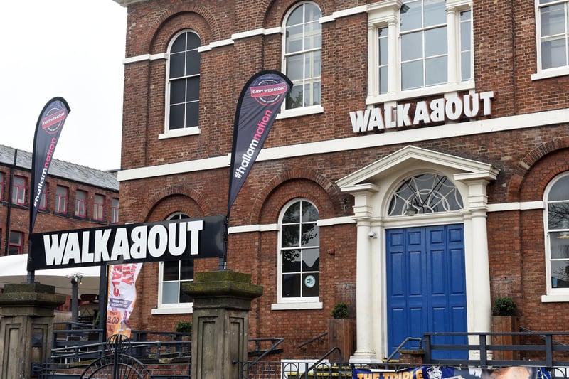 Enjoy tasty dishes and refreshing cold pints at Walkabout Sheffield whilst watching sport on their large HD TVs. They show every Premier League match. Book a table ahead of time online at www.walkaboutbars.co.uk/sheffield
