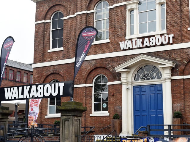 Enjoy tasty dishes and refreshing cold pints at Walkabout Sheffield whilst watching sport on their large HD TVs.
To make a booking, visit www.walkaboutbars.co.uk/sheffield