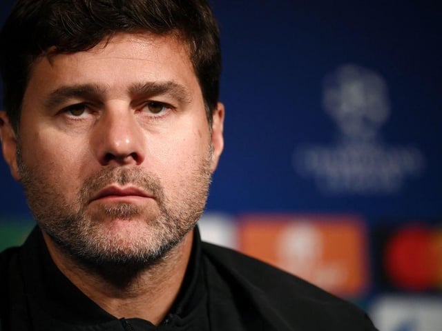 Manchester United have had an initial enquiry about the immediate availability of Mauricio Pochettino knocked back by Paris Saint-Germain. (ESPN)
(Photo by FRANCK FIFE/AFP via Getty Images)