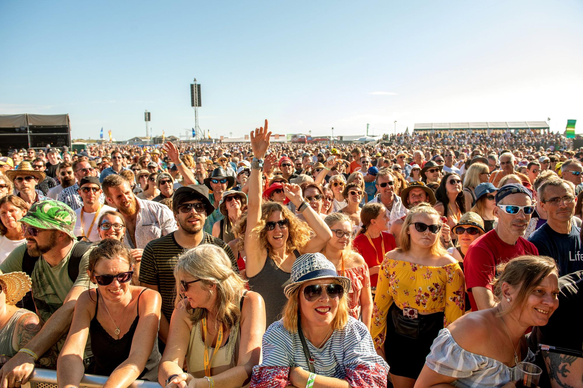 Victorious Festival 2019 - The crowd enjoying Starsailor on the Common Stage. Picture: Vernon Nash (250819-043)
