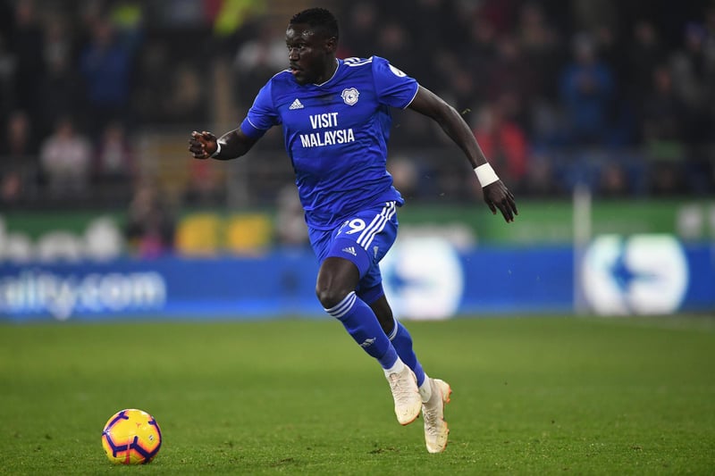 Huddersfield Town are believed to be closing in a move for free agent striker Oumar Niasse. The former Everton and  man, currently a free agent, was also on Middlesbrough's radar in the last transfer window. (The 72)