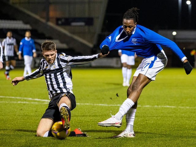 Hung on to possession for too long and altogether quiet performance from the midfielder. Kept on for the full game to create but not much came off for him.